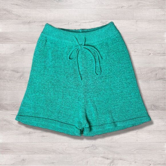 BOOHOO Knit high waist shorts size Large - Picture 1 of 4